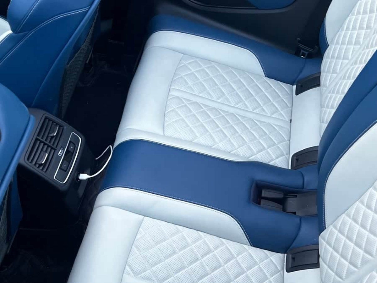 奧迪 奧迪A5  2023款 Sportback 40 TFSI quattro 豪華動感型圖片