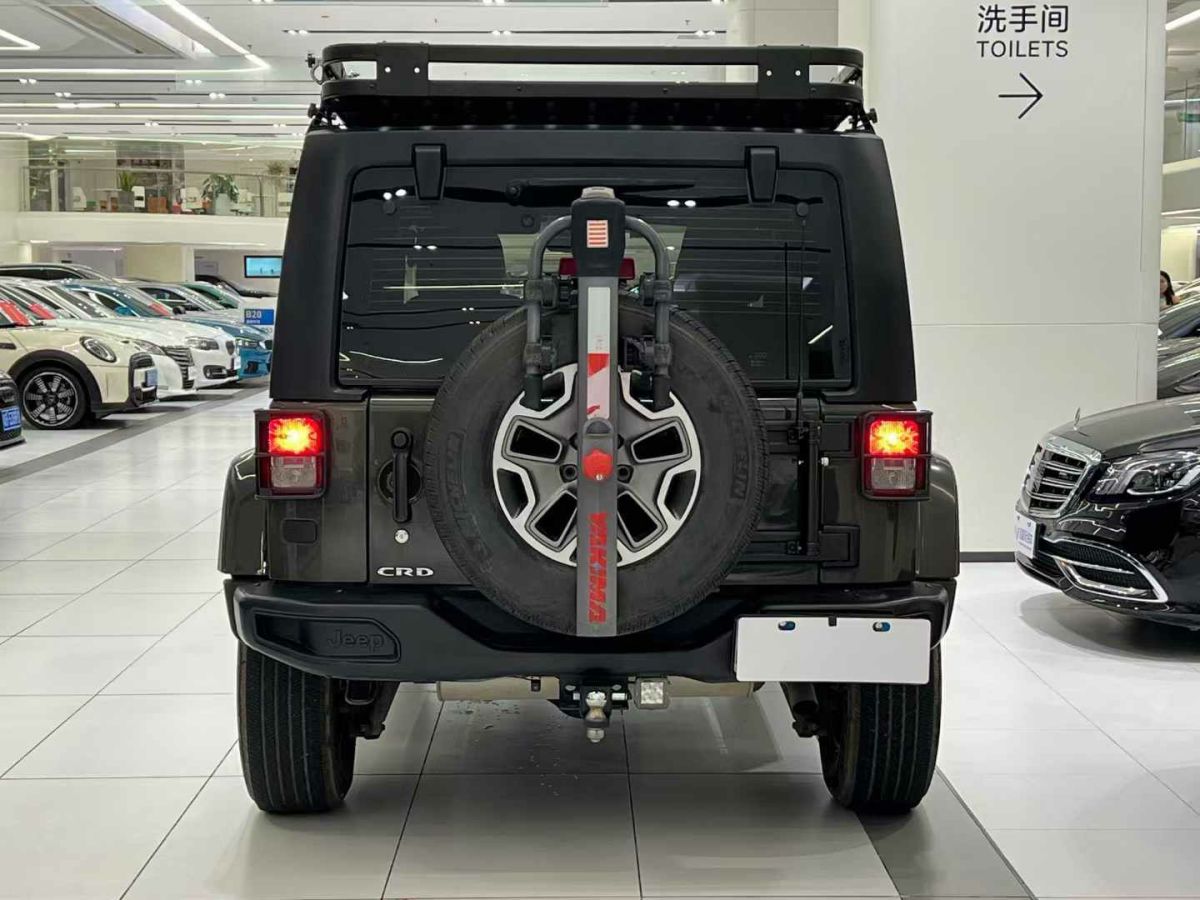 2016年1月Jeep 牧馬人  2016款 3.0L Sahara 75周年致敬版