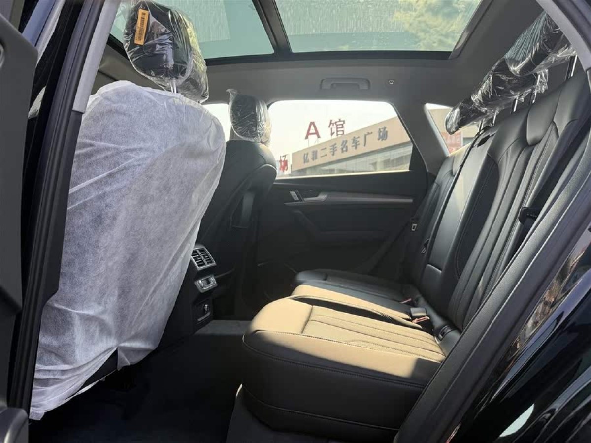奧迪 奧迪Q5L  2025款 40 TFSI 時(shí)尚動(dòng)感型圖片