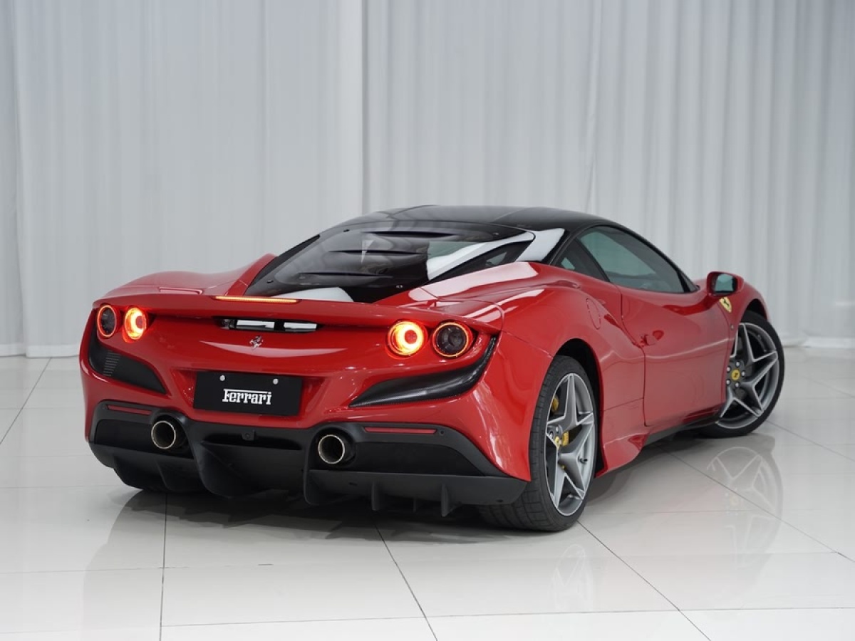法拉利 F8 Tributo  2019款  3.9T V8圖片