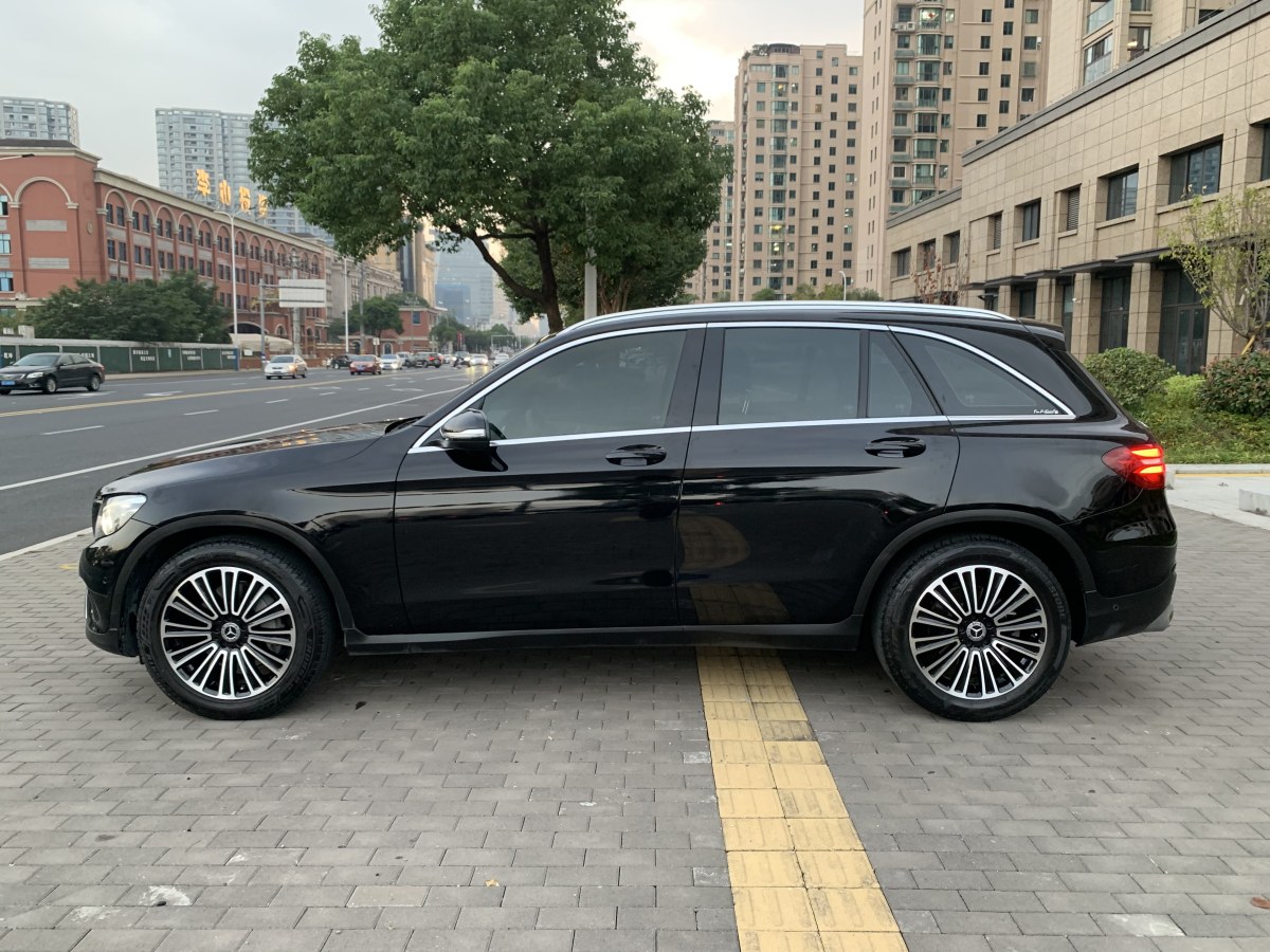 2018年11月奔馳 奔馳GLC  2019款 GLC 200 L 4MATIC