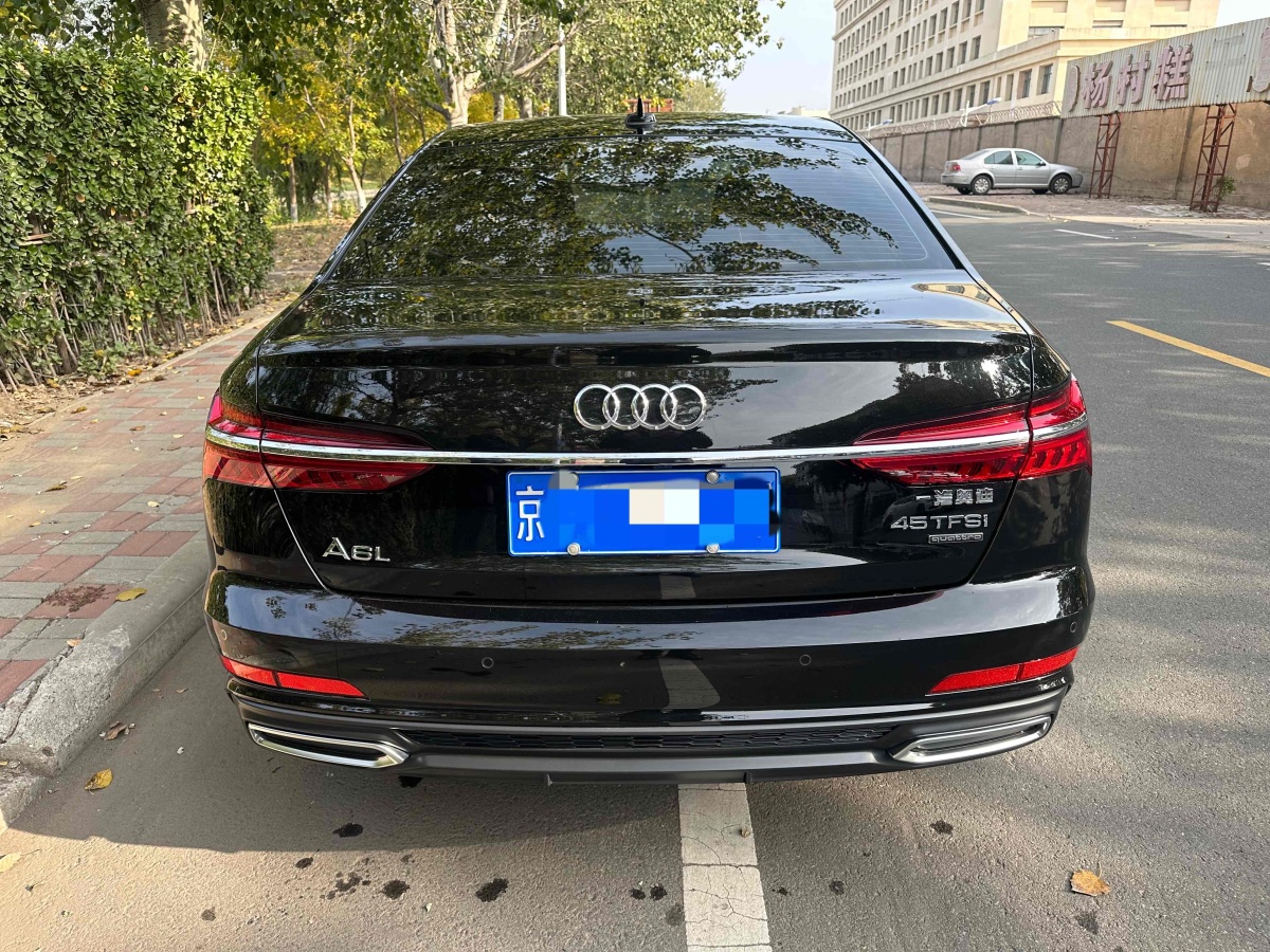 奧迪 奧迪A6L  2022款 45 TFSI quattro 臻選動(dòng)感型圖片