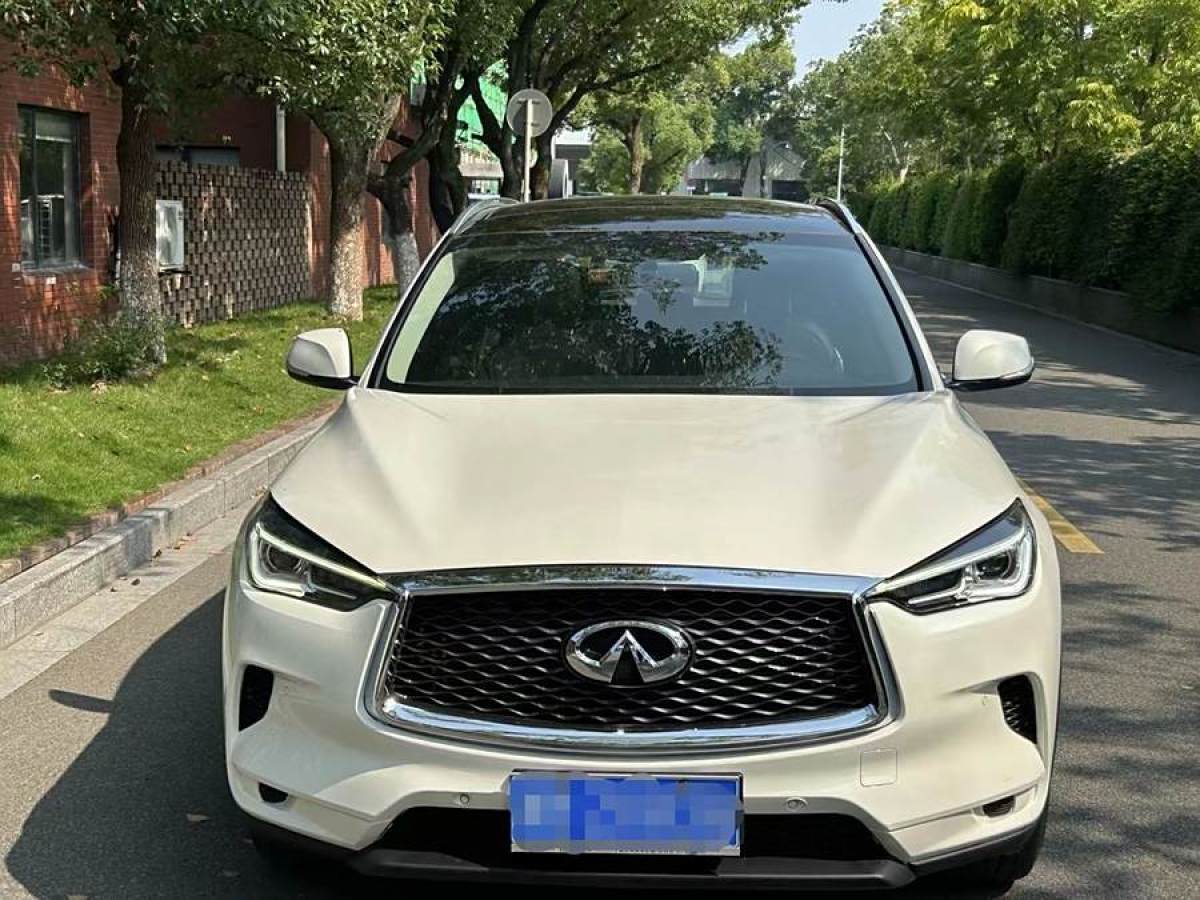 2023年3月英菲尼迪 QX50  2022款 2.0T 兩驅(qū)時(shí)尚版