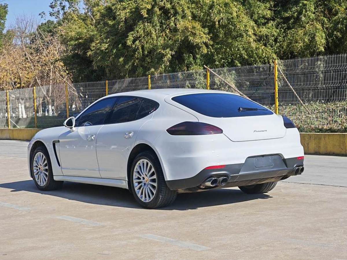 保時(shí)捷 Panamera  2014款 Panamera 3.0T圖片