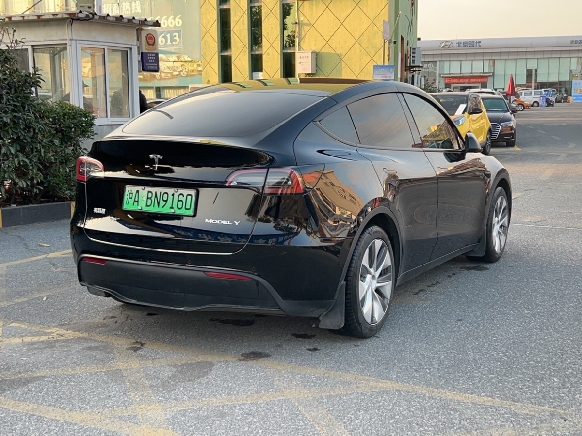 特斯拉 Model Y  2022款 后驅(qū)版圖片