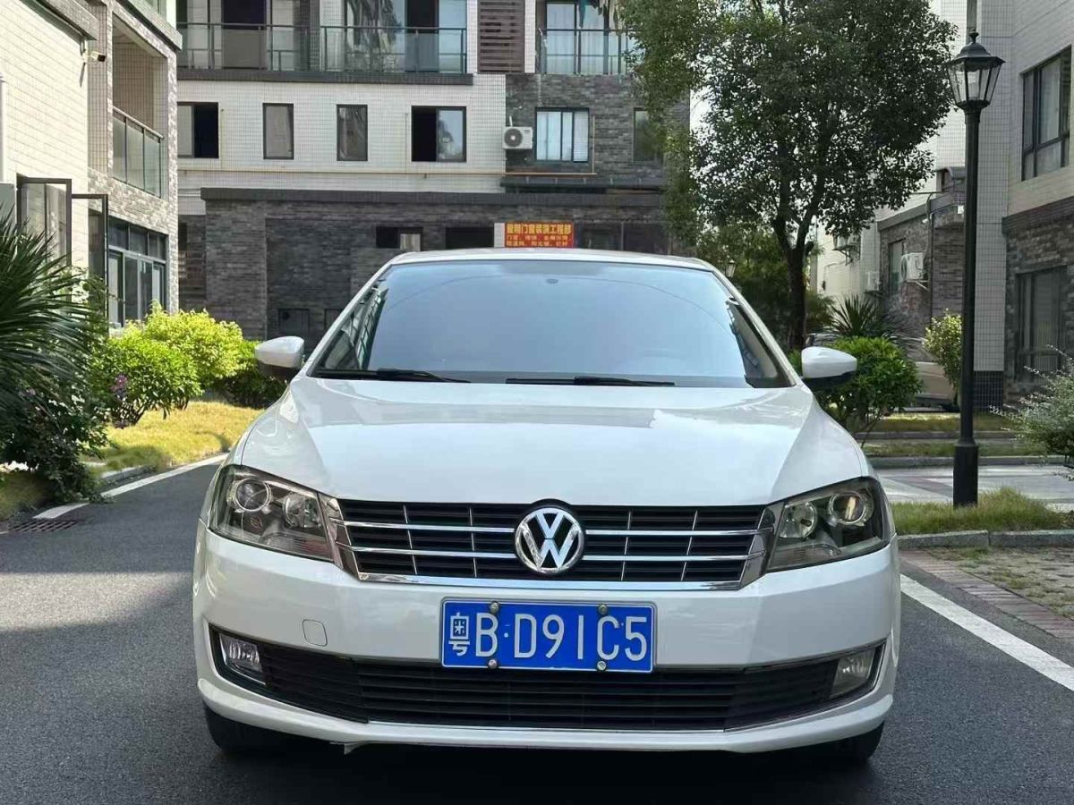 大眾 朗逸  2013款 1.4TSI DSG豪華導航版圖片