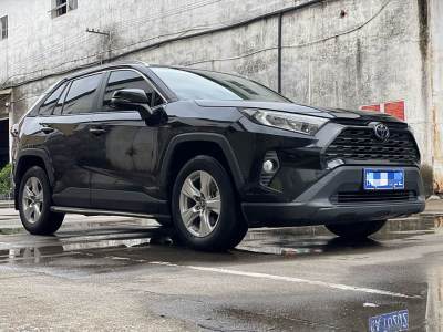 2021年11月 丰田 RAV4荣放 2.0L CVT两驱都市版图片