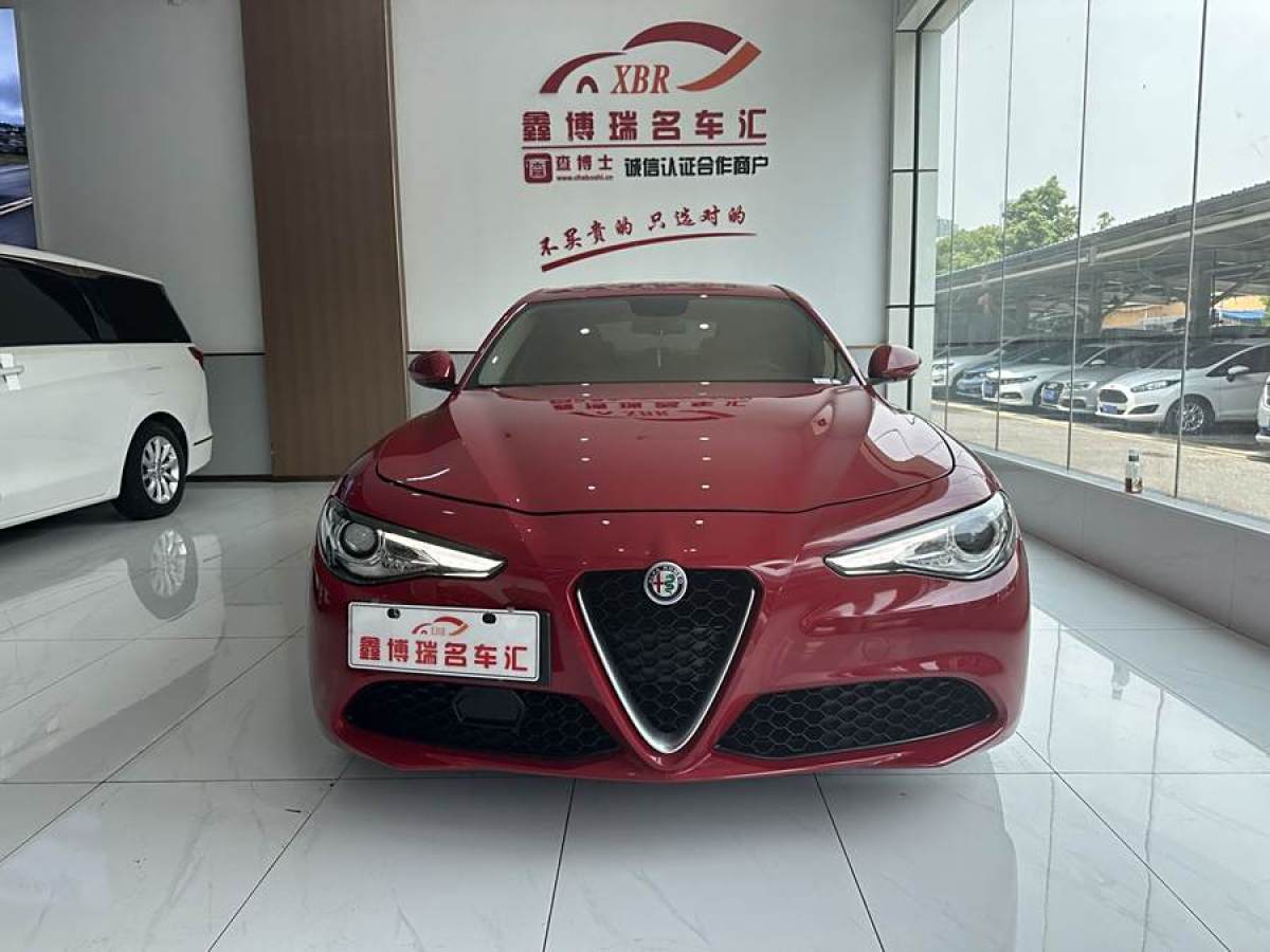 2018年1月阿爾法·羅密歐 Giulia  2017款 2.0T 200HP 精英版