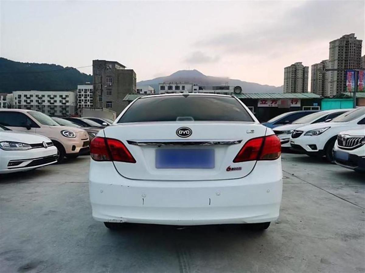 比亞迪 L3  2013款 1.5L 自動尊貴型圖片