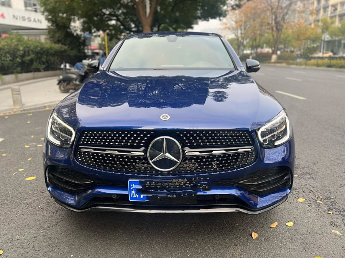 奔馳 奔馳GLC  2021款 GLC 260 4MATIC 轎跑SUV圖片