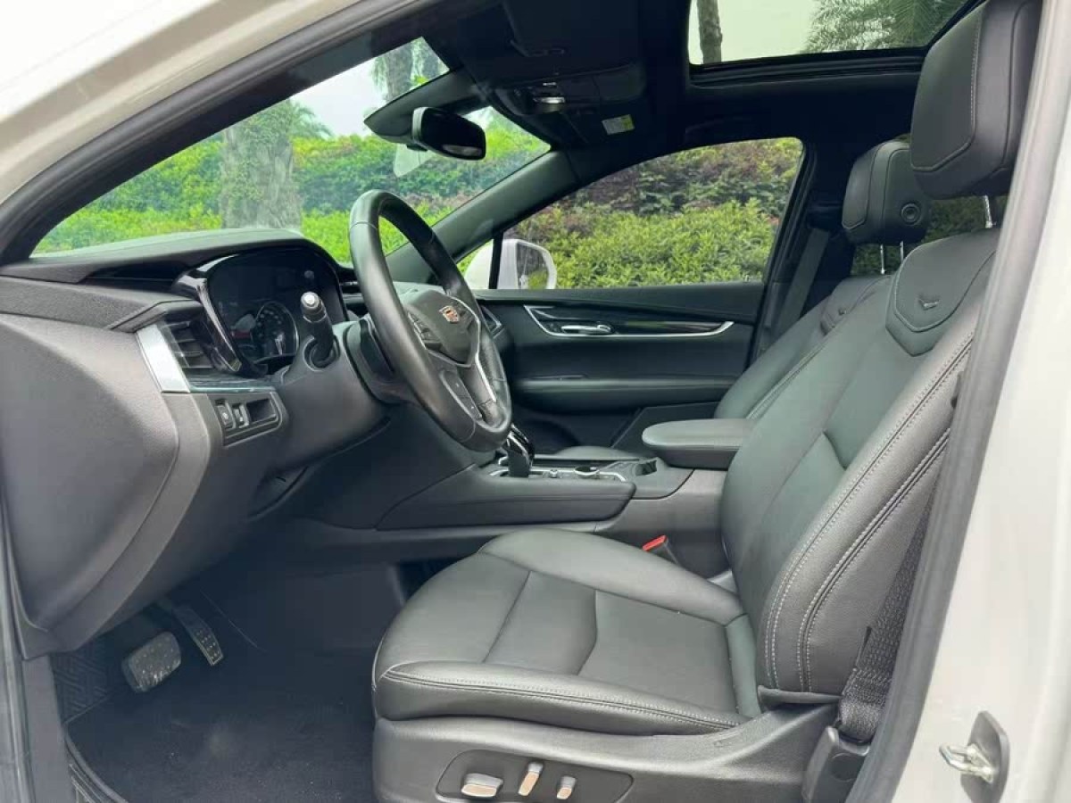 凱迪拉克 XT5  2023款 2.0T 兩驅(qū)風(fēng)尚型圖片