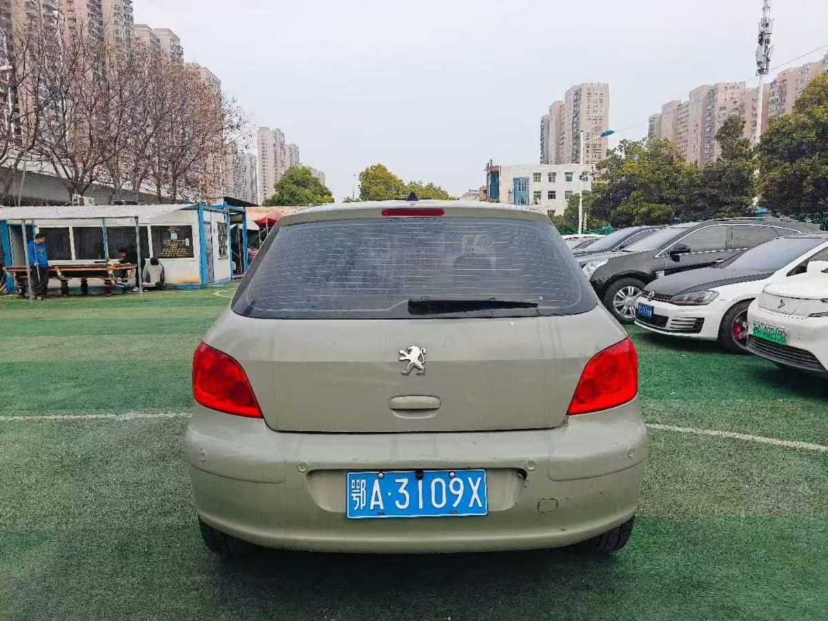 標(biāo)致 307  2010款 兩廂 1.6L 自動舒適版圖片