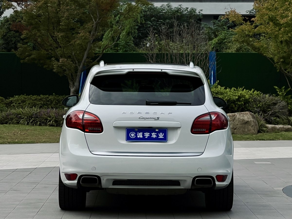 2013年1月保時(shí)捷 Cayenne  2024款 Cayenne 3.0T