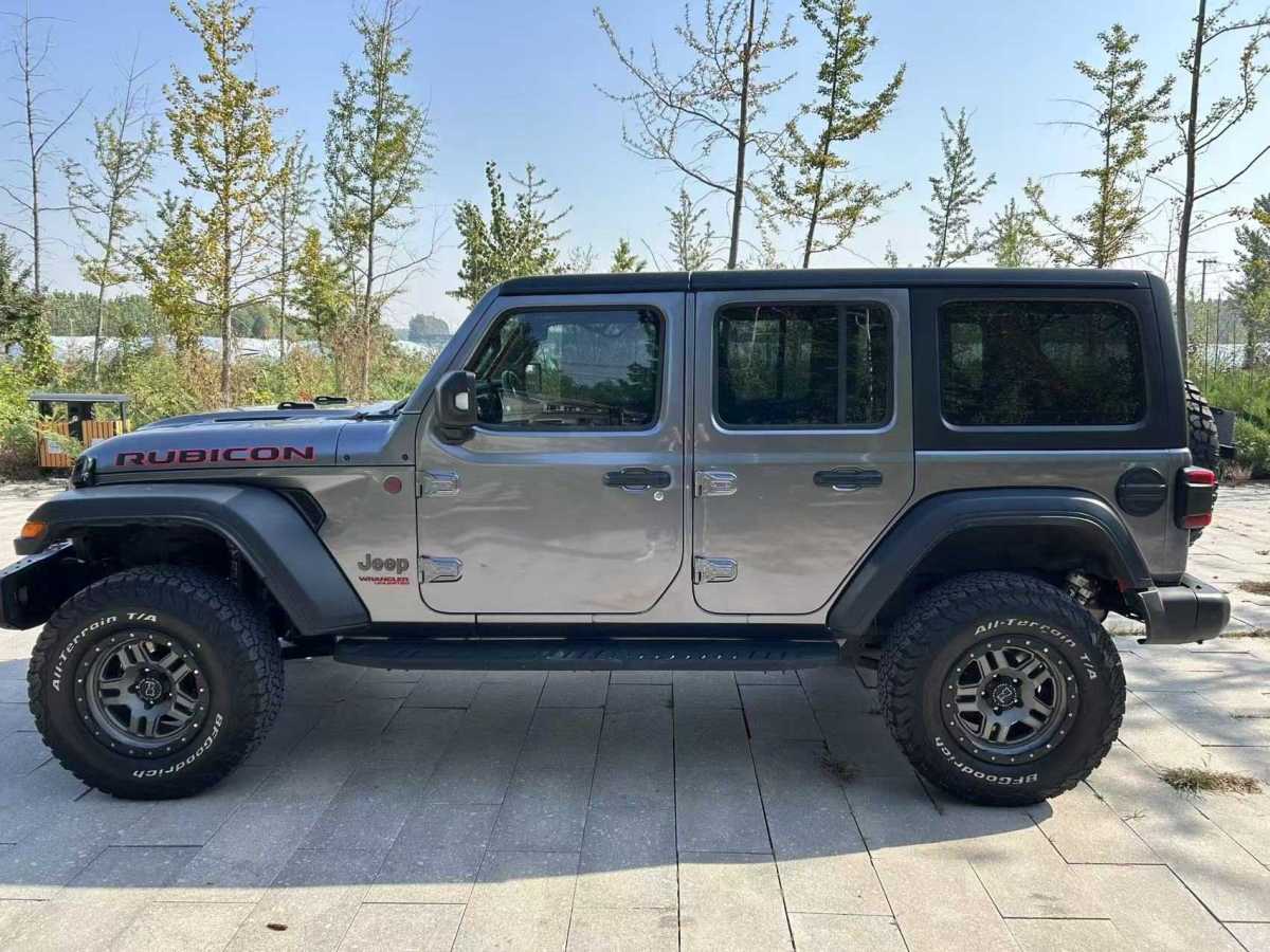 2020年8月Jeep 牧馬人  2019款 2.0T Rubicon 四門版 國(guó)VI