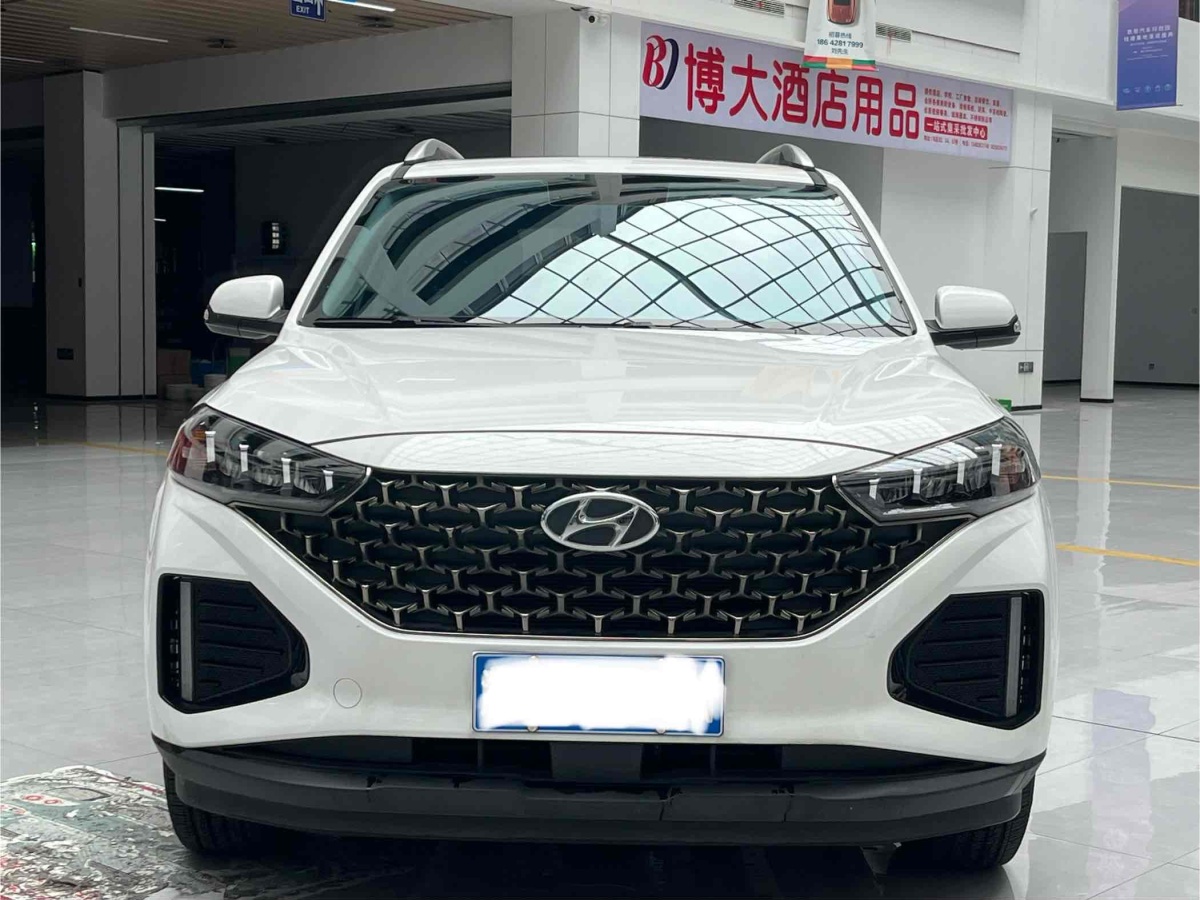 現(xiàn)代 ix35  2021款 2.0L 自動兩驅(qū)領(lǐng)先版GLS圖片