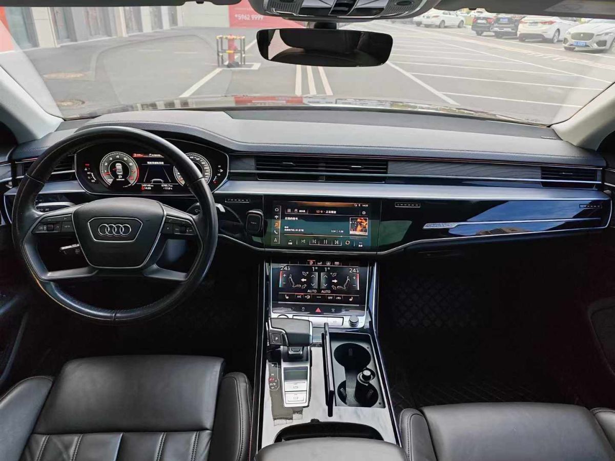 奧迪 奧迪S8  2020款 S8L 4.0TFSI quattro圖片