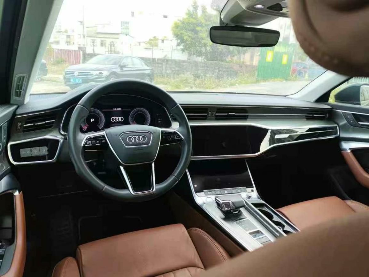 奧迪 奧迪A6  2020款 Allroad 探索家 55 TFSI 尊享越野型圖片