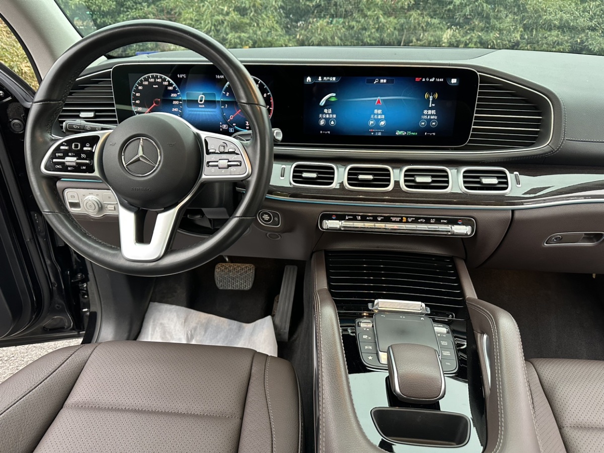 奔馳 奔馳GLE  2022款 改款 GLE 350 4MATIC 時(shí)尚型圖片