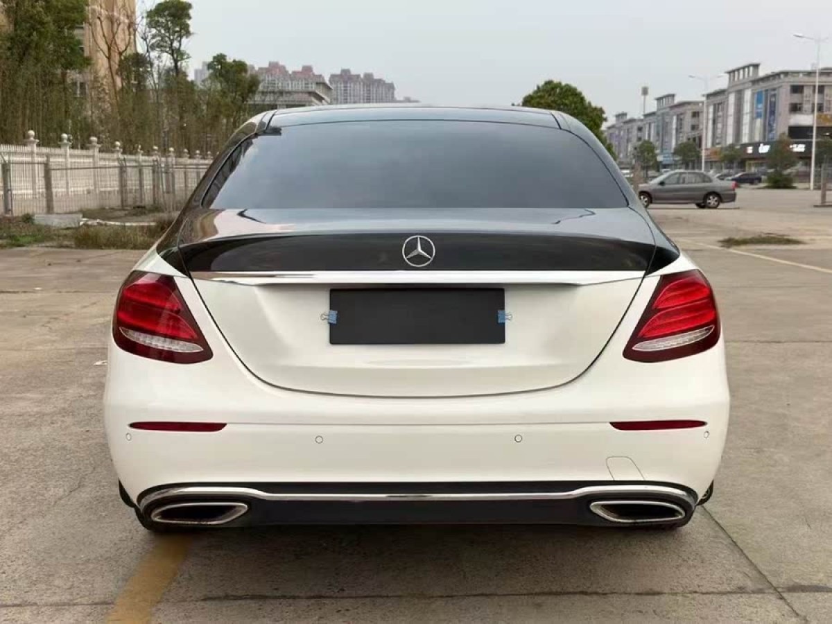 奔馳 奔馳E級  2020款 E 300 L 豪華型圖片