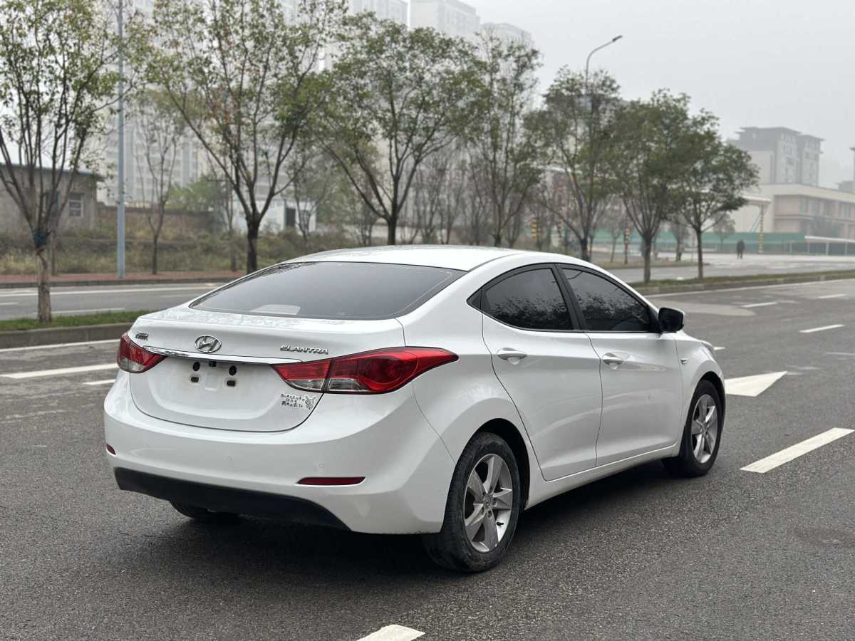 現(xiàn)代 朗動  2015款 1.6L 自動時尚型圖片