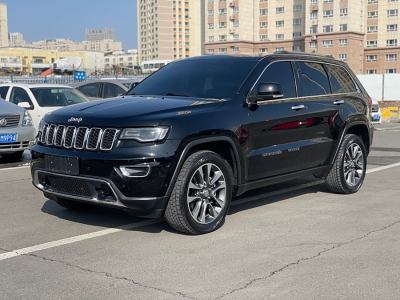 2019年6月 Jeep 大切諾基(進(jìn)口) 3.0L 舒享導(dǎo)航版圖片