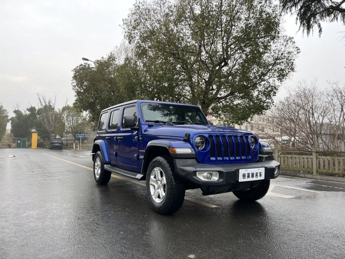 2018年11月Jeep 牧马人  2018款 2.0T Sahara 四门版
