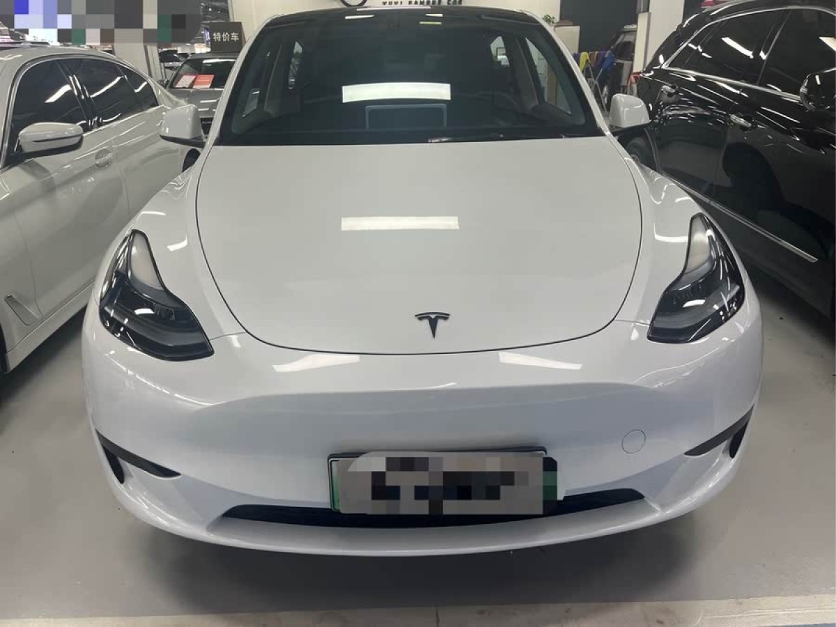 特斯拉 Model Y  2024款 后輪驅(qū)動(dòng)版圖片