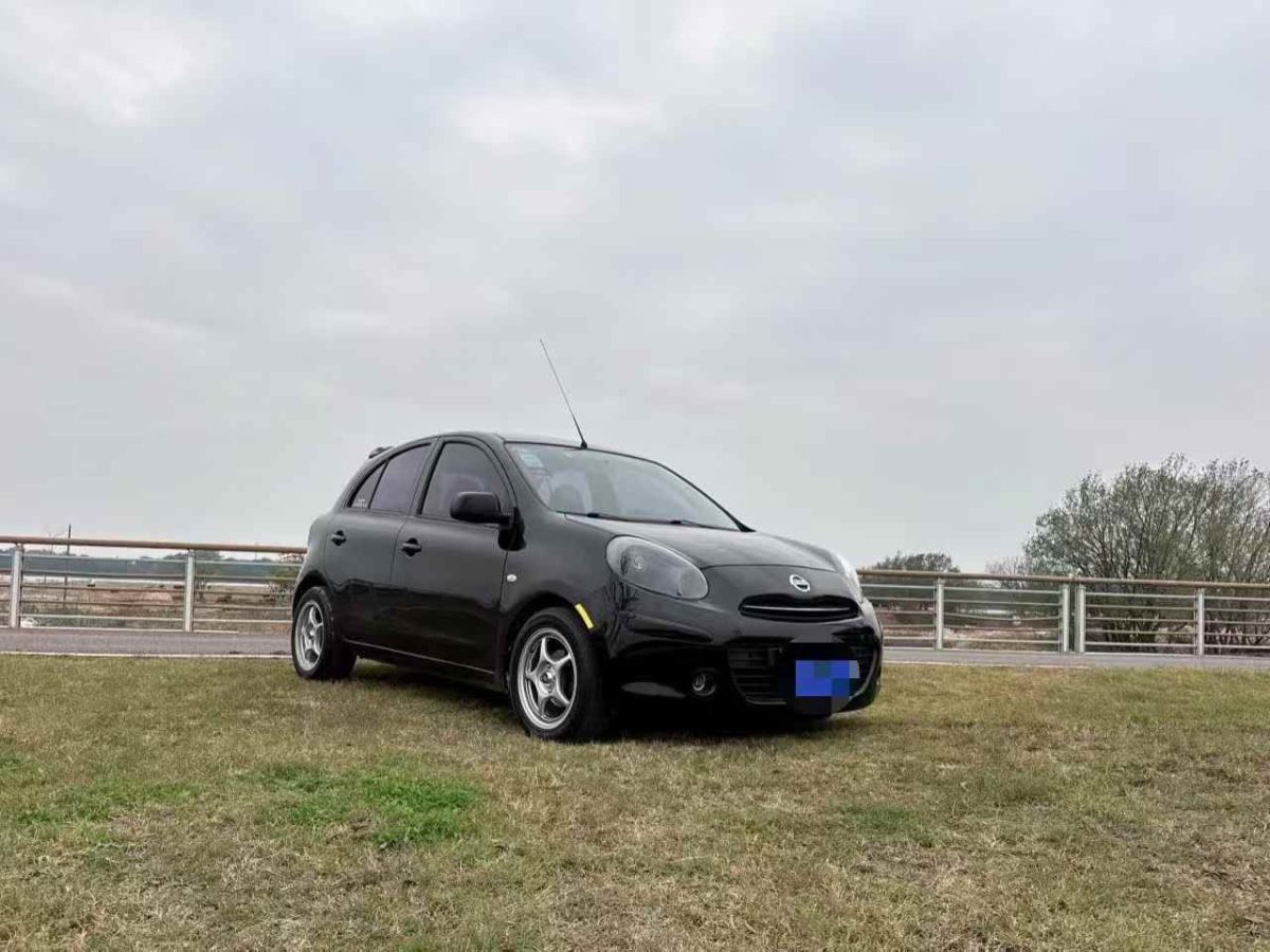 日產(chǎn) 瑪馳 圖片