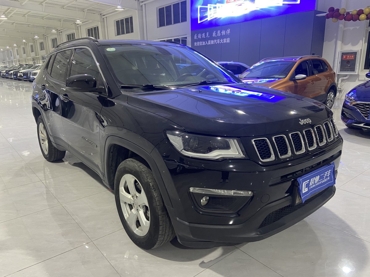 Jeep 指南者  2019款  220T 自动家享四驱版图片