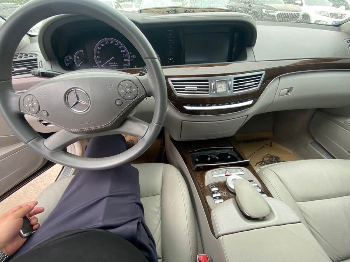 奔馳 奔馳S級(jí)  2012款 S 300 L 商務(wù)簡(jiǎn)配型圖片