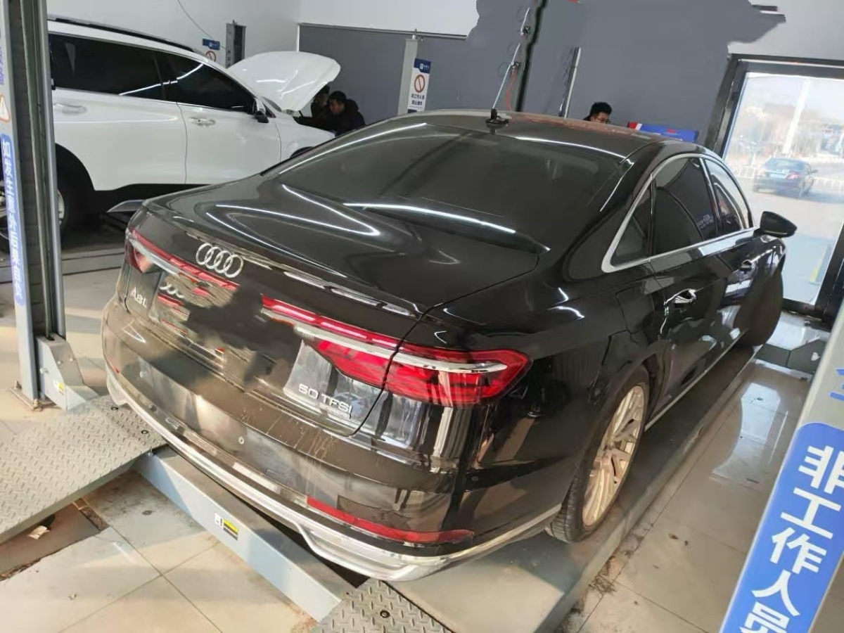 奧迪 奧迪A8  2022款 A8L 50 TFSI quattro 豪華型典藏版圖片