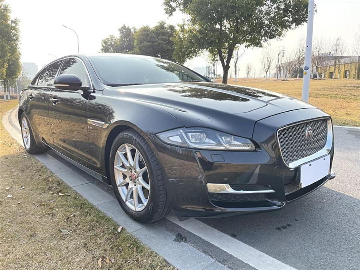 捷豹 XJ  2016款 XJL 3.0 SC 兩驅(qū)典雅商務(wù)版圖片