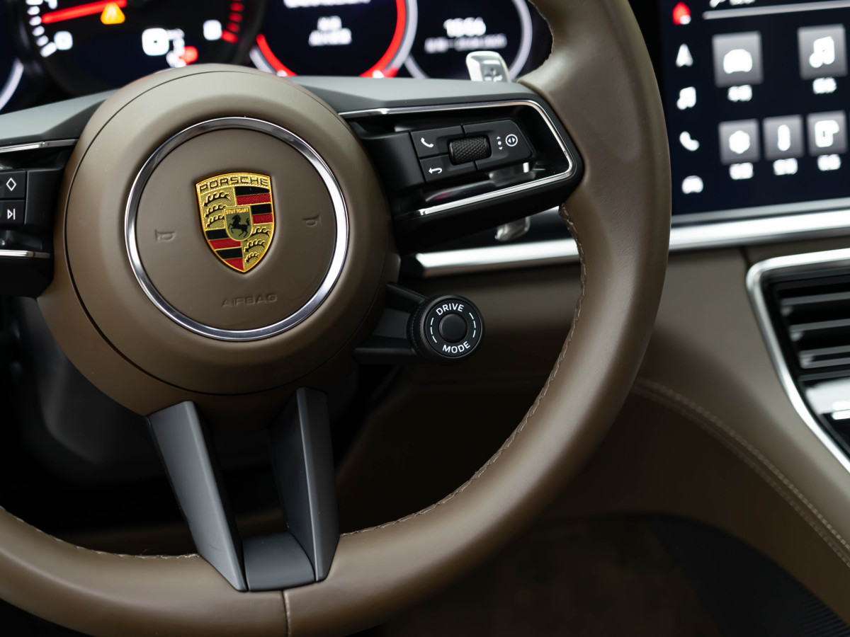 保時(shí)捷 Panamera  2022款 Panamera 行政加長(zhǎng)版 2.9T圖片