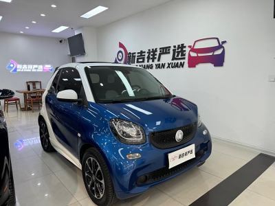 2017年3月 smart fortwo 1.0L 52千瓦敞篷激情版圖片