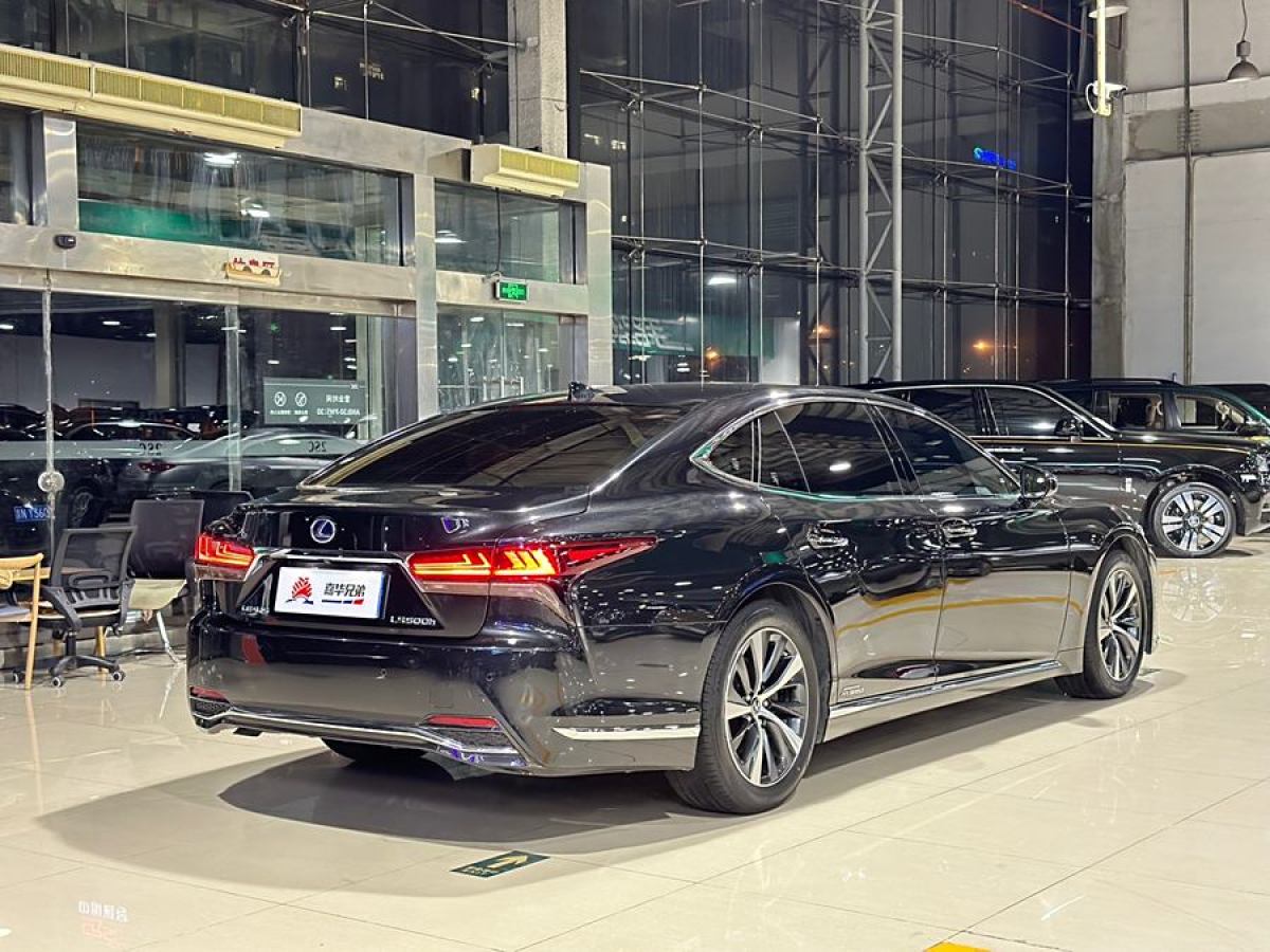 雷克薩斯 LS  2021款 500h 卓越版圖片