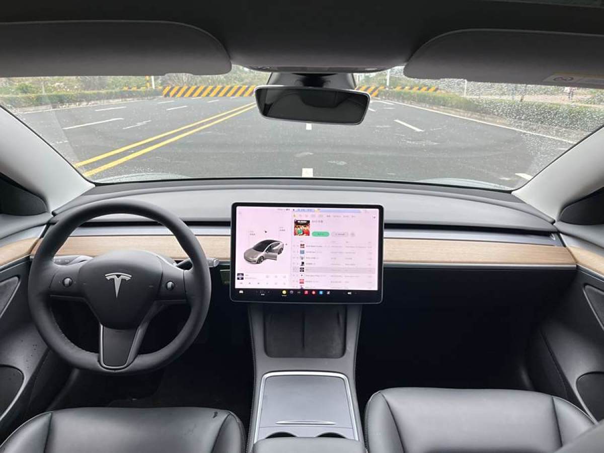 特斯拉 Model 3  2021款 改款 標準續(xù)航后驅(qū)升級版圖片