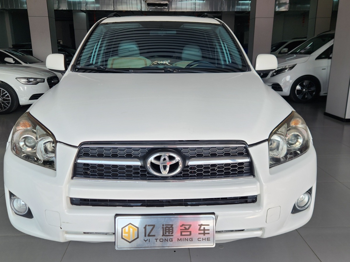 豐田 RAV4榮放  2009款 2.4L 自動(dòng)豪華導(dǎo)航版圖片