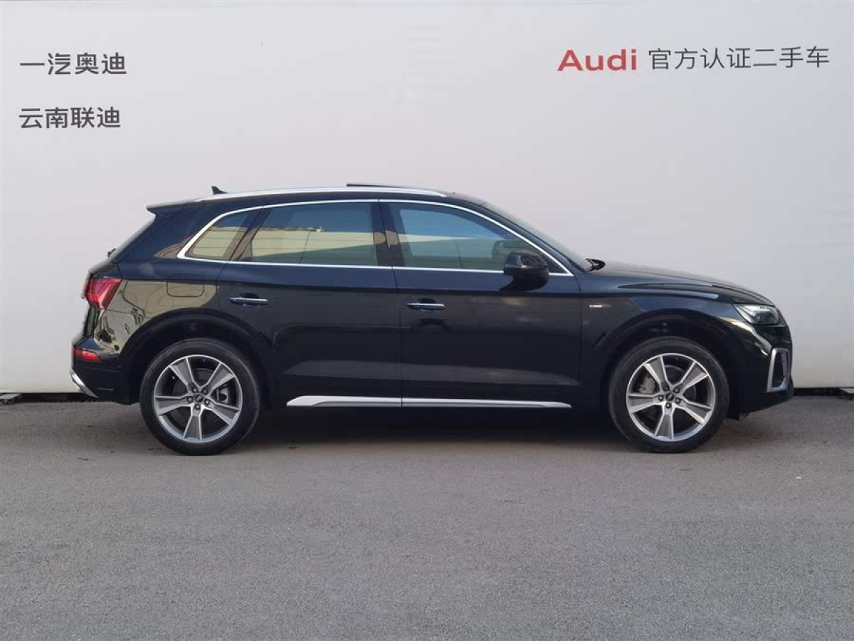 奧迪 奧迪Q5L  2022款 改款 45T 豪華動感型圖片
