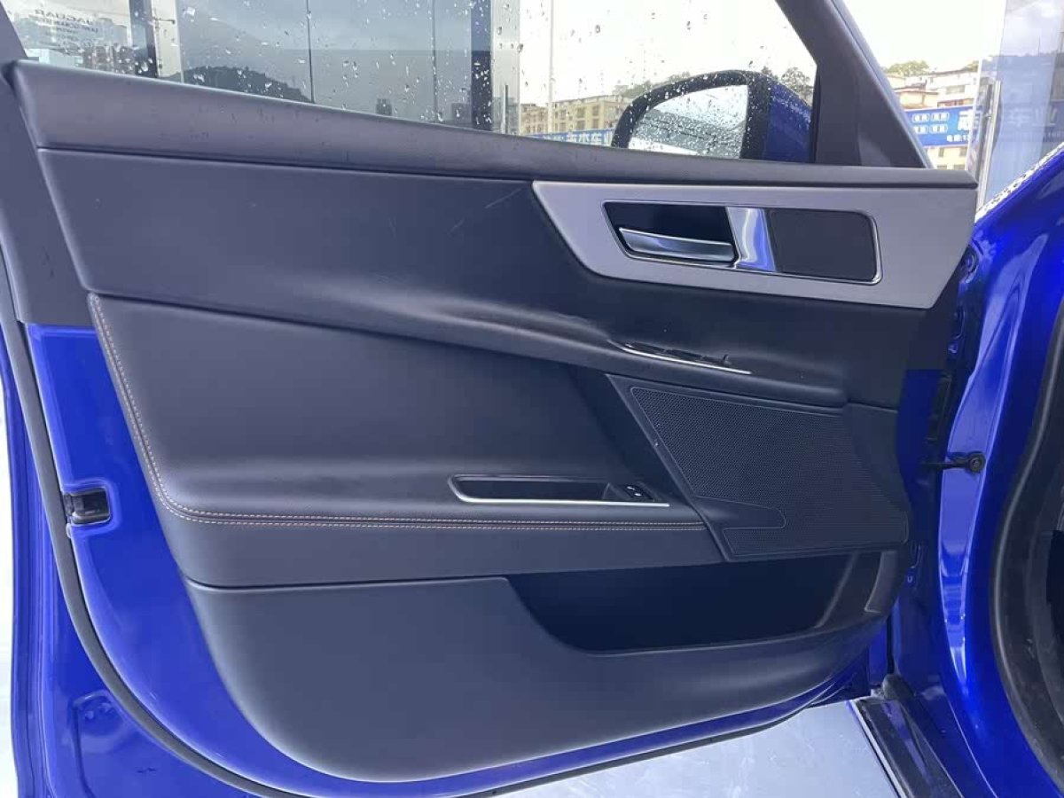 捷豹 XEL  2019款 2.0T 200PS 豪華版圖片