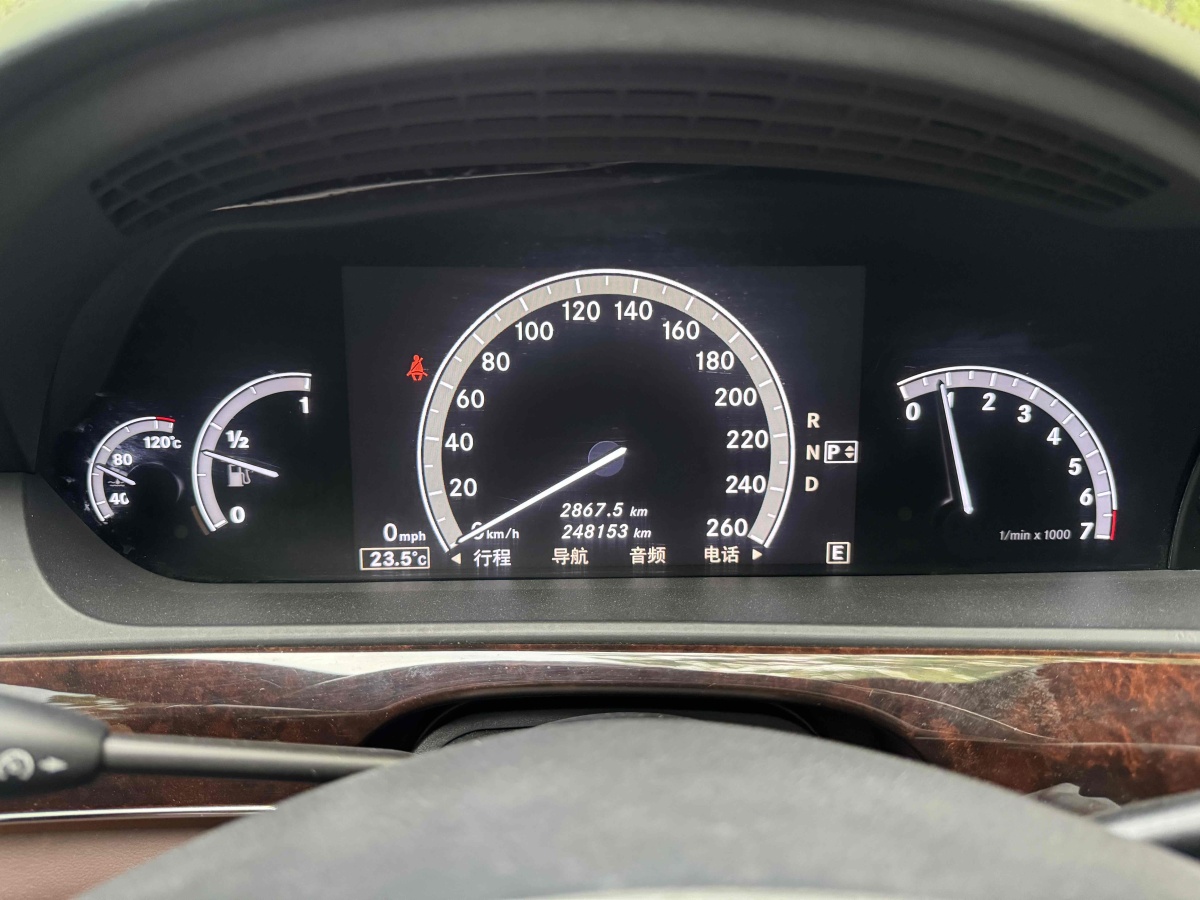 奔驰 奔驰S级  2012款 S 500 L 4MATIC Grand Edition图片