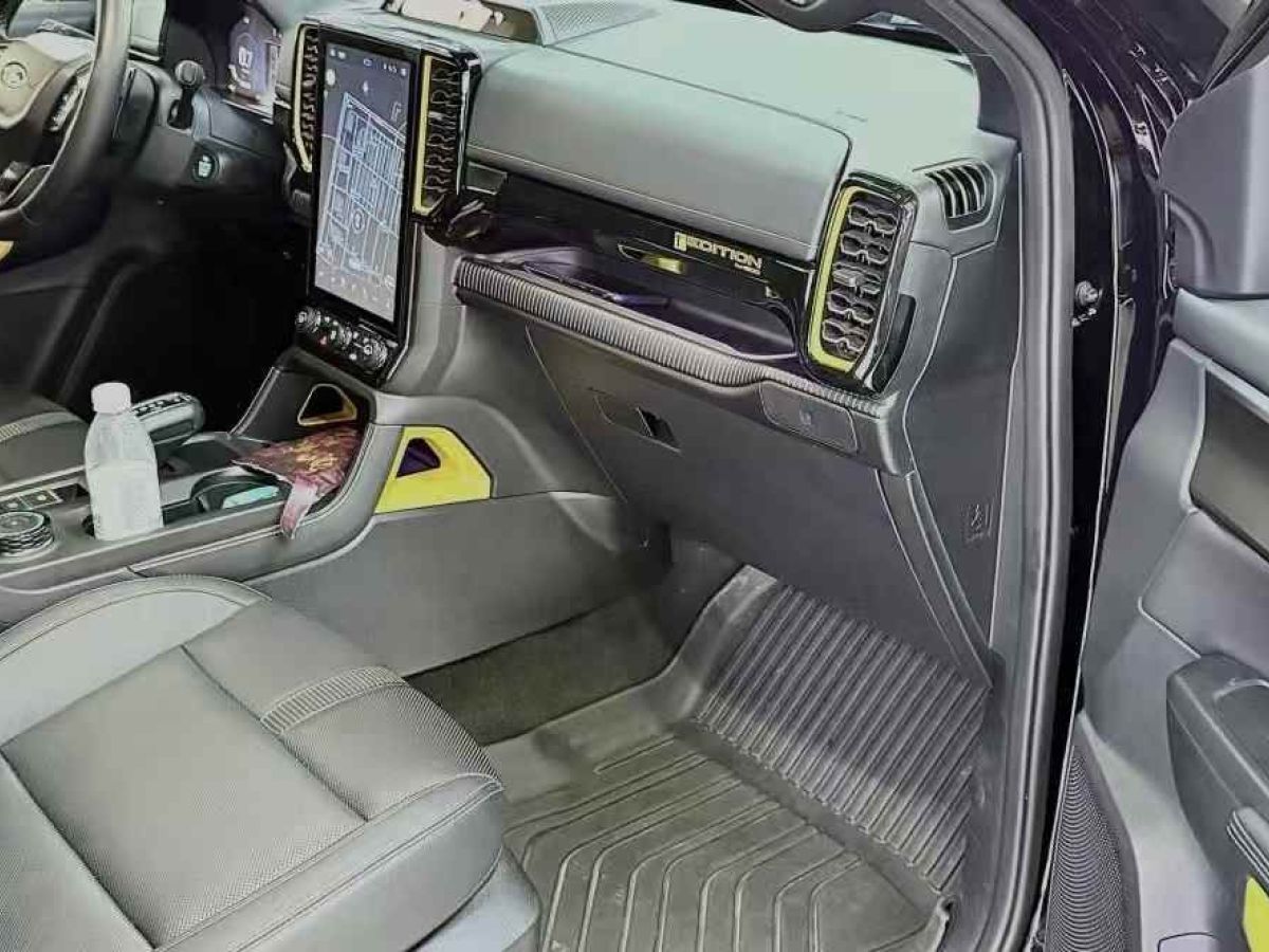 福特 E全順  2024款 廂式運(yùn)輸車 長(zhǎng)軸中頂 3座 100.96kWh圖片