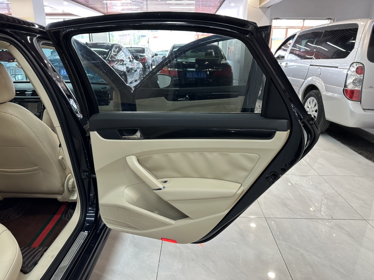 大眾 帕薩特  2014款 1.8TSI DSG尊雅版圖片