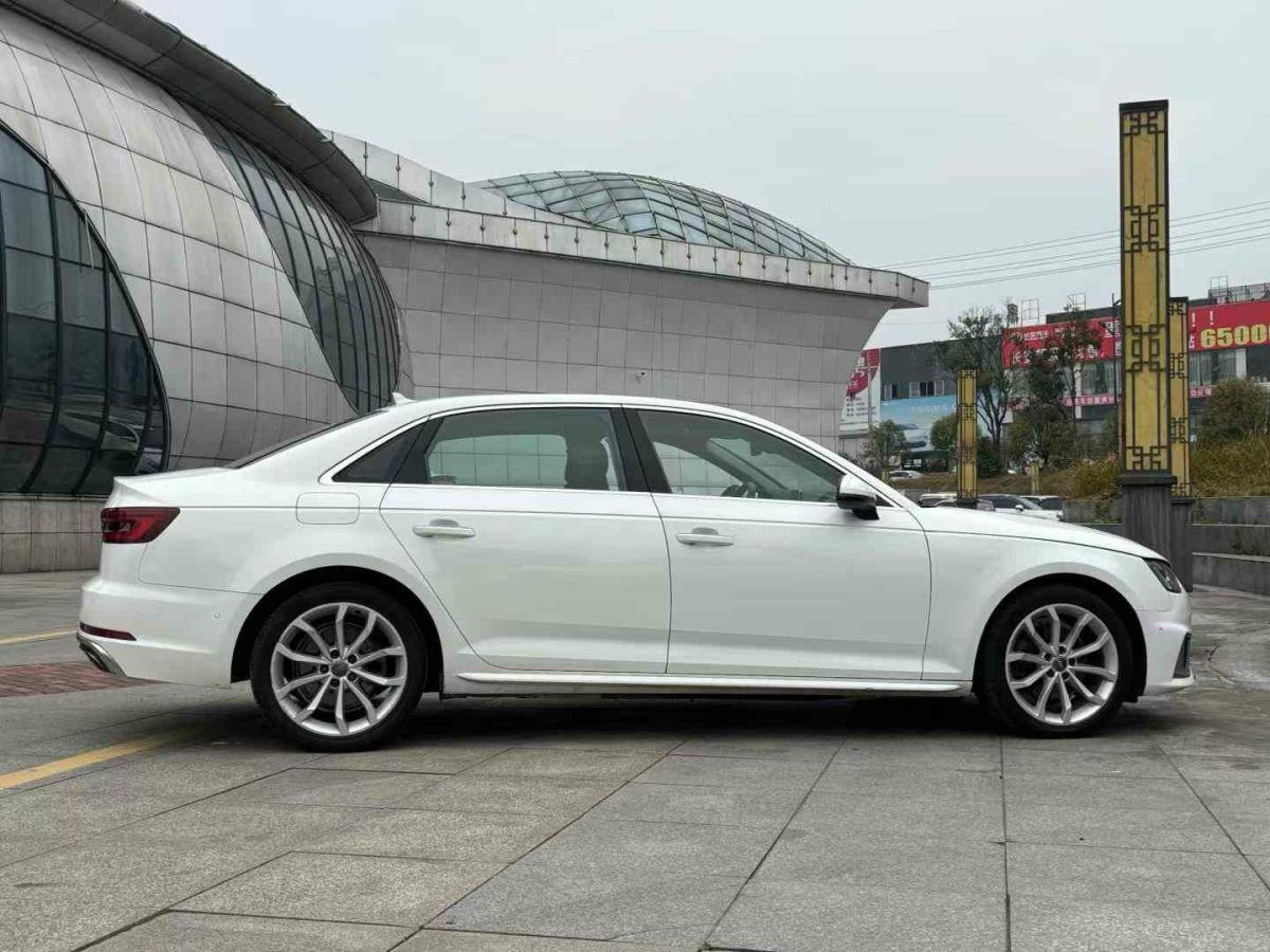 奧迪 奧迪A4L  2019款 35 TFSI 進(jìn)取型 國V圖片