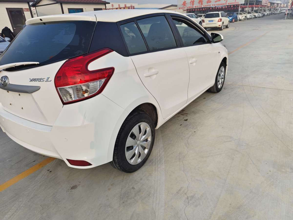 豐田 YARiS L 致炫  2015款 1.5E 自動(dòng)魅動(dòng)版圖片