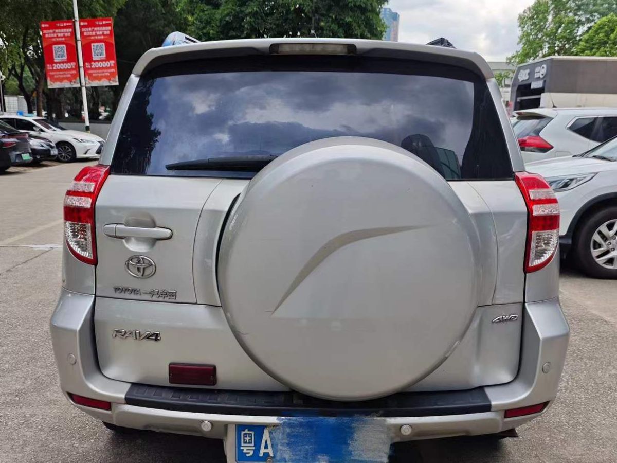 豐田 RAV4榮放  2012款 炫裝版 2.0L 手動(dòng)四驅(qū)圖片