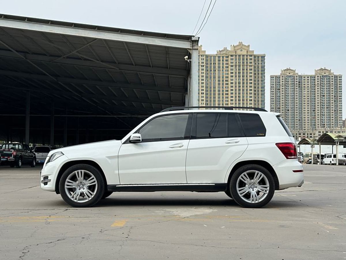 2013年8月奔馳 奔馳GLK級(jí)  2013款 GLK 300 4MATIC 時(shí)尚型