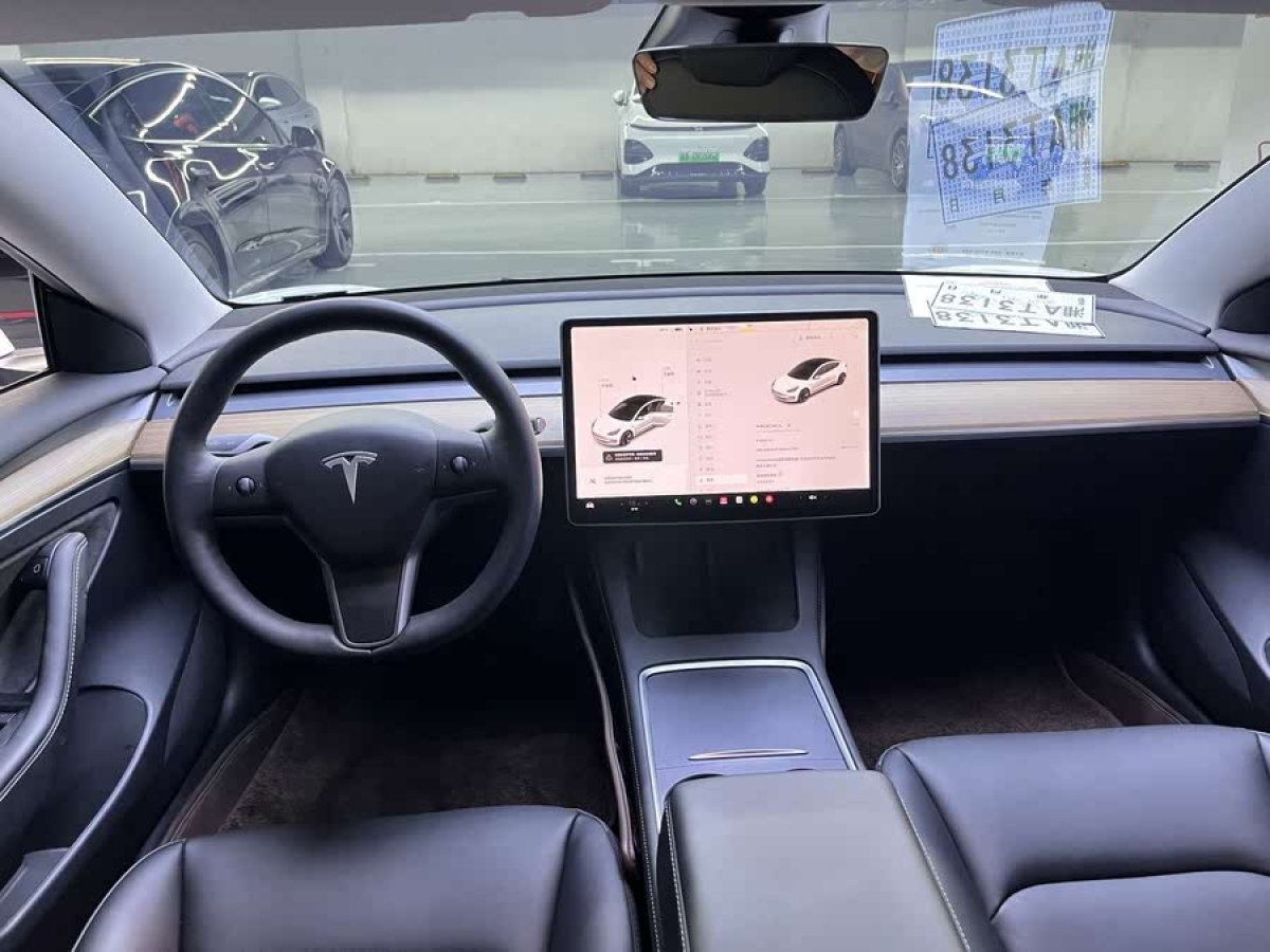 特斯拉 Model 3  2021款 改款 標準續(xù)航后驅(qū)升級版圖片