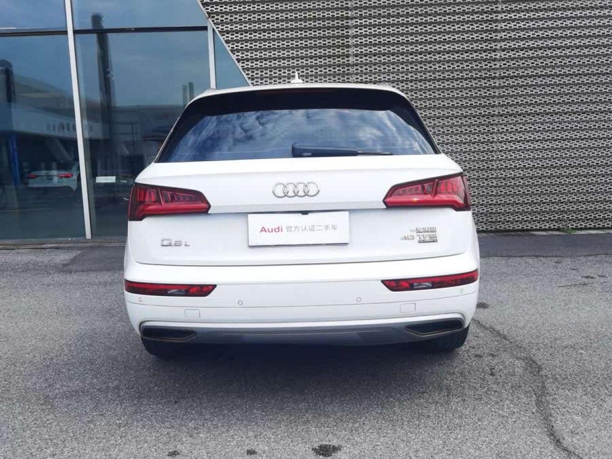 奧迪 奧迪Q5L  2018款  40 TFSI 榮享進(jìn)取型 國(guó)VI圖片