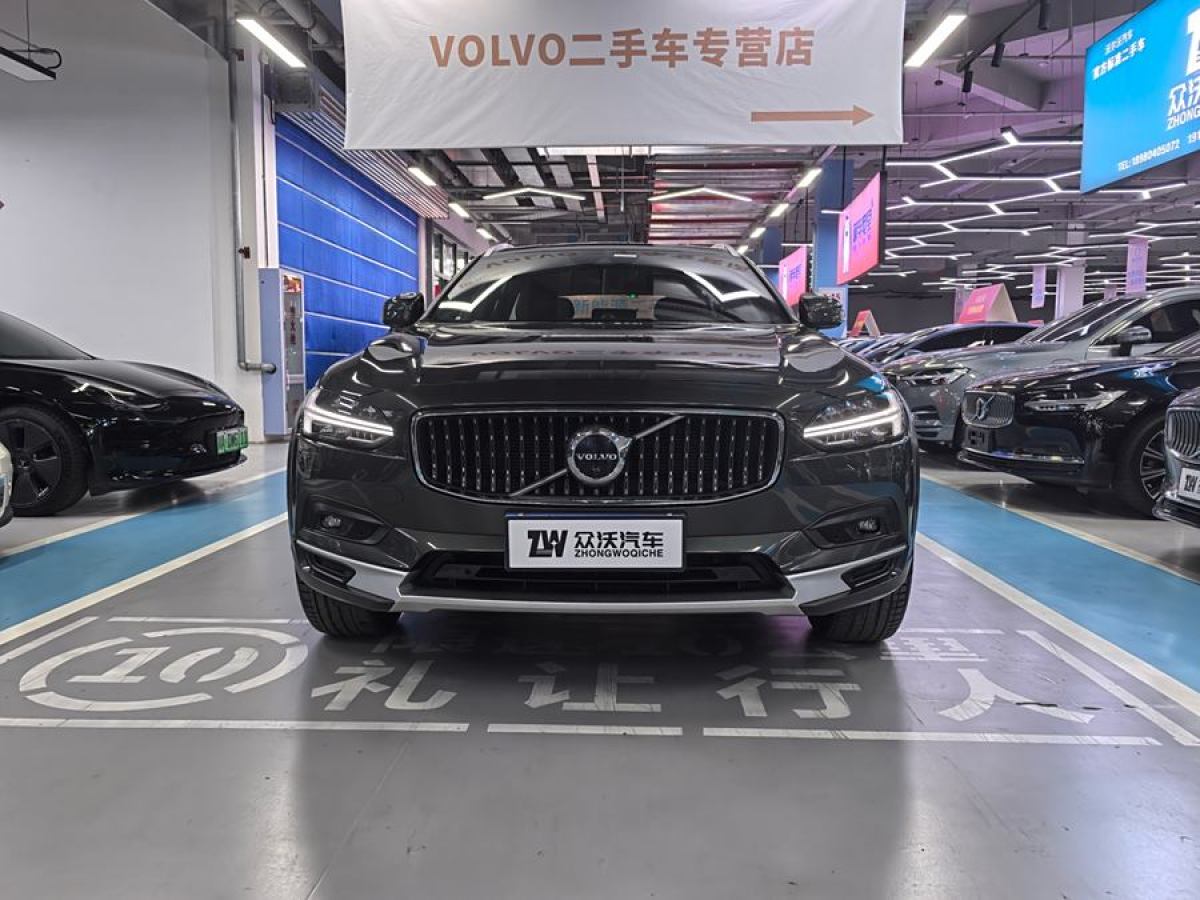 沃爾沃 V90  2024款 Cross Country B5 AWD 智尊版圖片