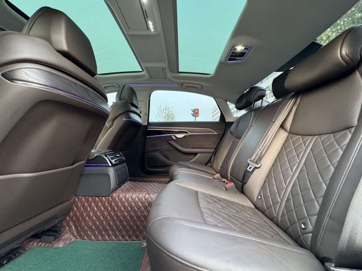 奧迪 奧迪A8  2022款 A8L 50 TFSI quattro 舒適型典藏版圖片